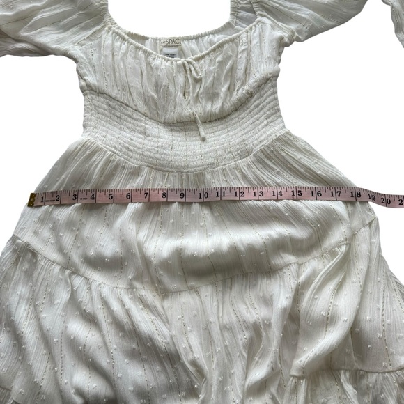 L*SPACE Cassidy Dress Anthropologie White Ruffle Long Sleeve Gold Medium Viscose - Picture 15 of 16